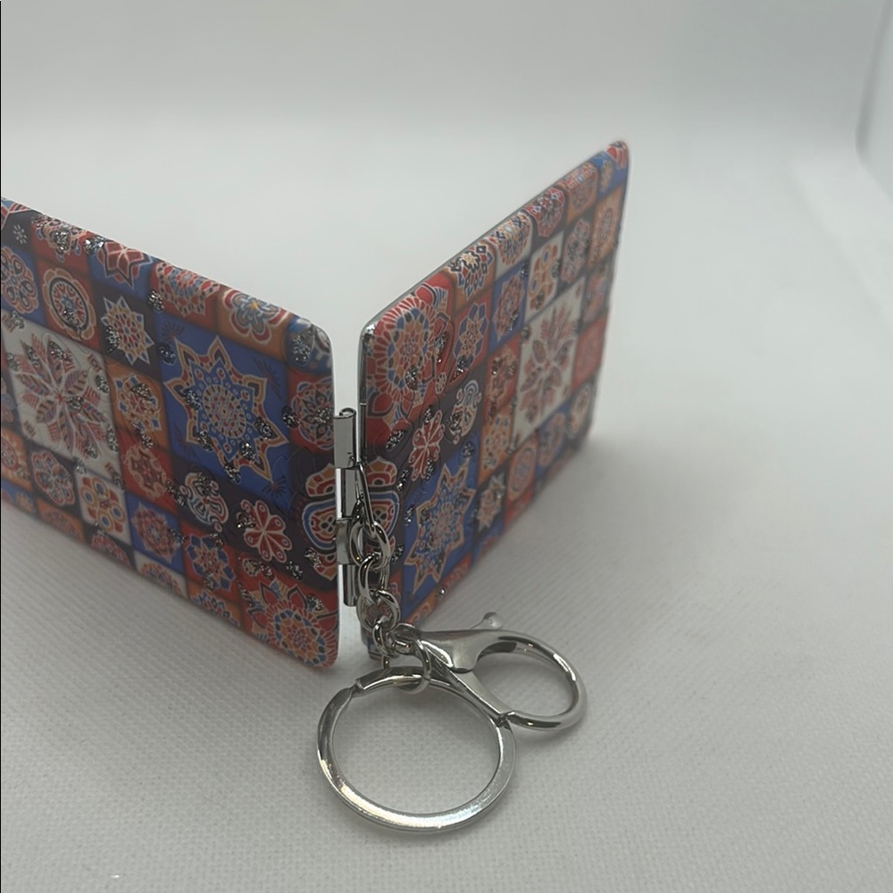 Colorful Mosaic Keychain - Picture 3 of 6